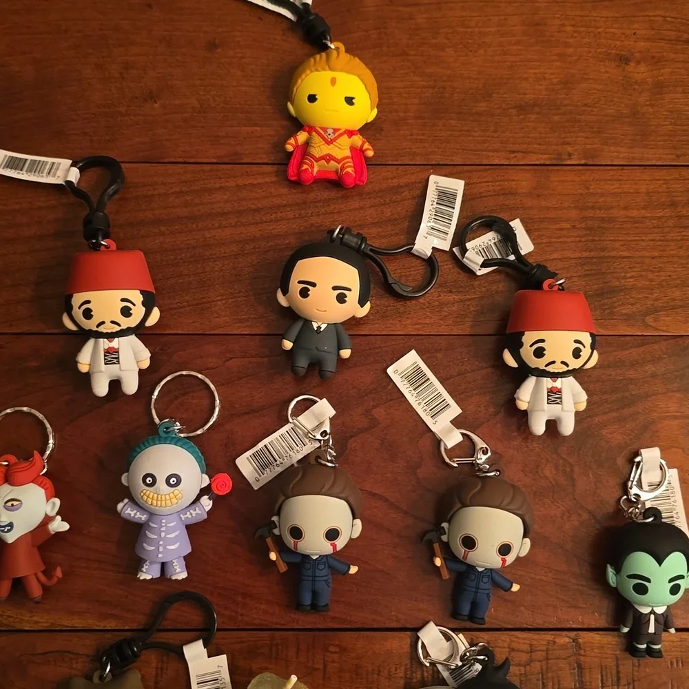 Assorted Character Keychains - Picture 4 of 4